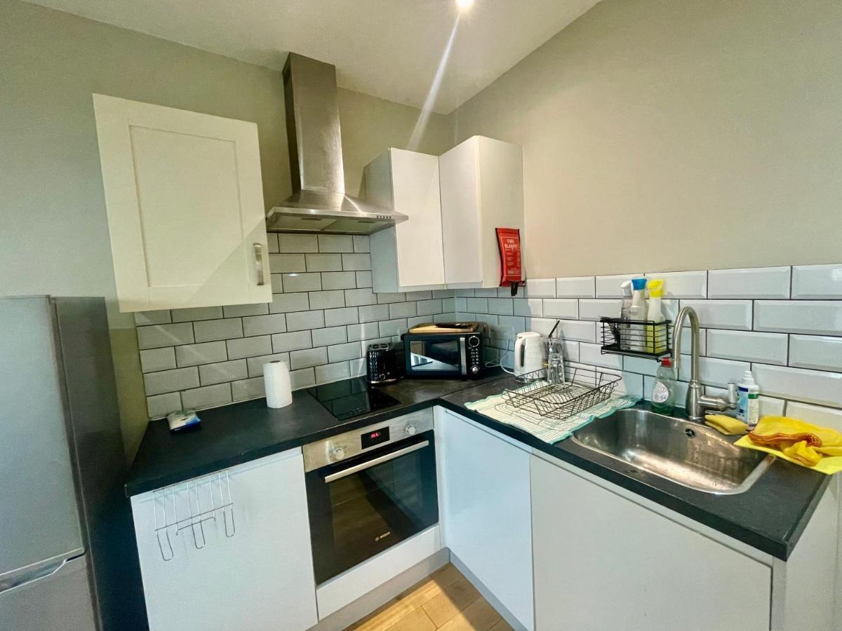 Cosy 1 Bedroom Flat! لندن المظهر الخارجي الصورة